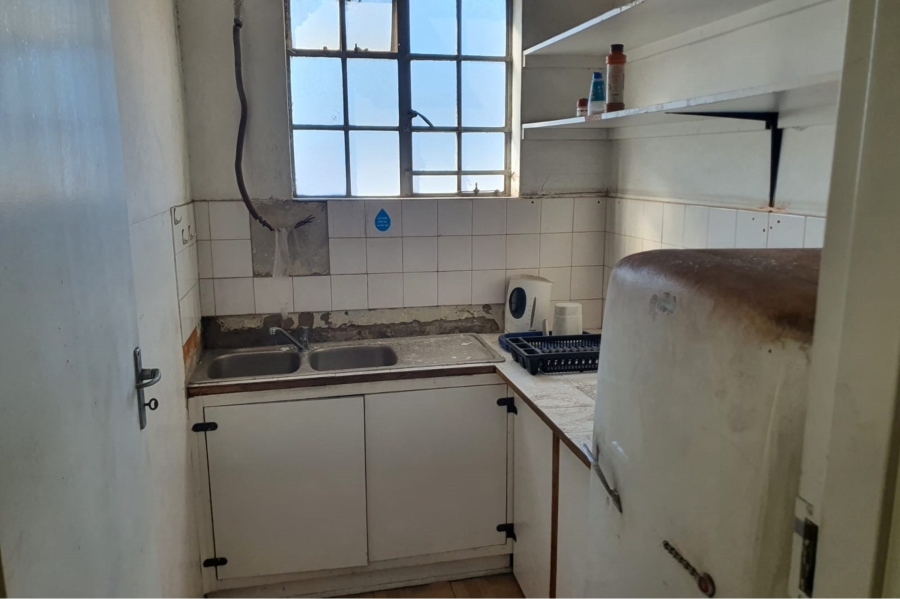 To Let commercial Property for Rent in North End Eastern Cape
